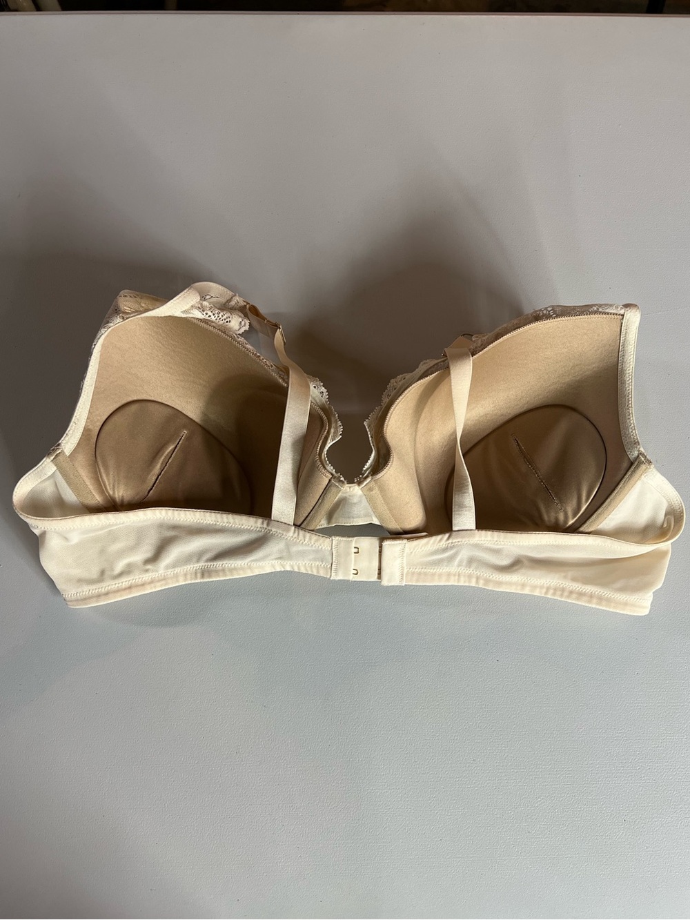 Third Love 24/7 Lace Contour Plunge Bra 42C - Picture 2 of 4